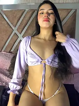 LunaMoore Pink online show from February 4, 12:44 pm