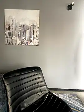 LunaMoore Pink online show from October 31, 12:35 pm