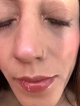 ElectraPink  online show from November 27, 12:49 pm