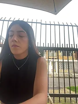 ElectraPink  online show from February 3, 1:38 pm