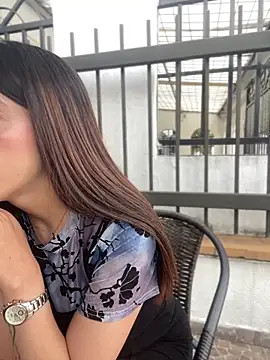 ElectraPink  online show from November 5, 12:41 pm