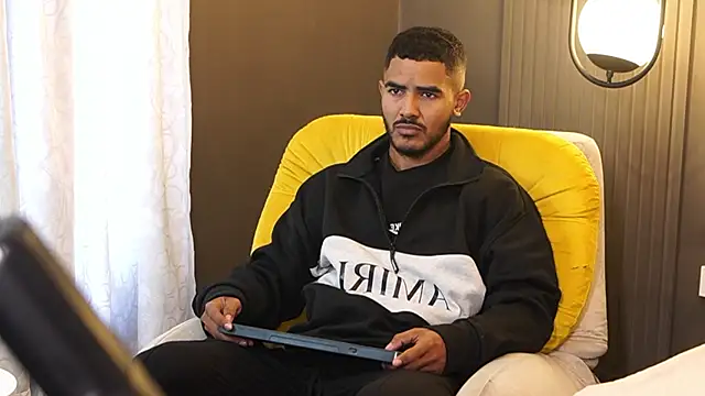 Reik Vonn online show from April 2, 12:34 pm