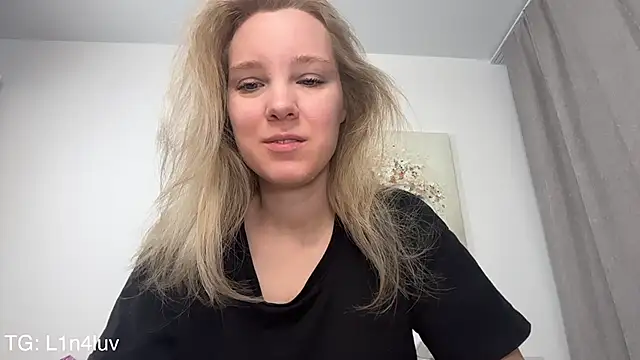 AIicaparkerc online show from February 23, 4:36 am