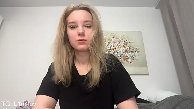 AIicaparkerc online show from February 21, 4:14 am