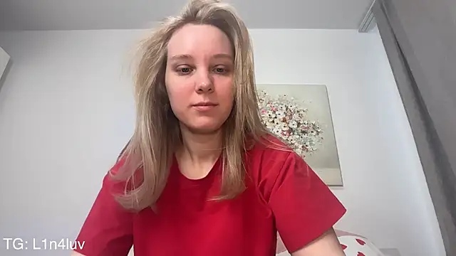 AIicaparkerc online show from February 10, 7:29 am