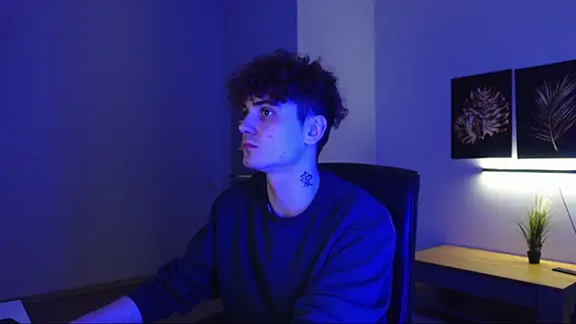 Nick Phillip online show from November 30, 2:29 pm