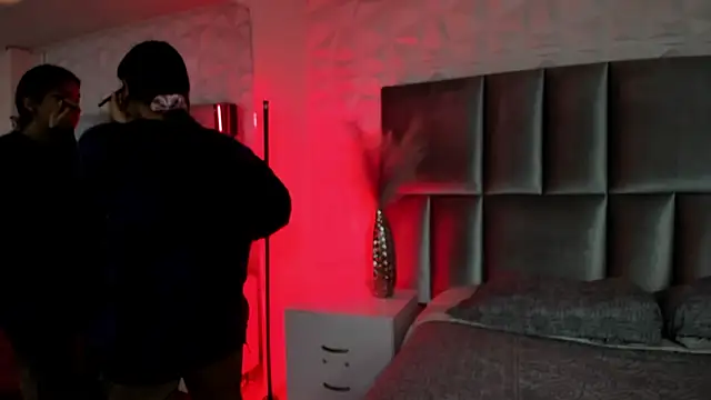 HollyPeach online show from March 10, 7:29 pm