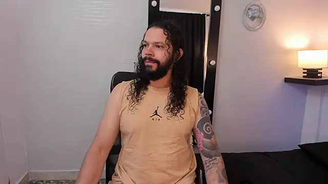 AlukardBig online show from November 7, 1:26 pm