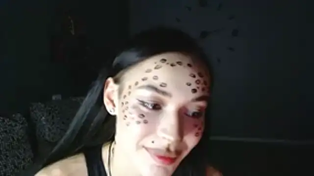 Daphne Darkthorn online show from October 31, 4:47 pm