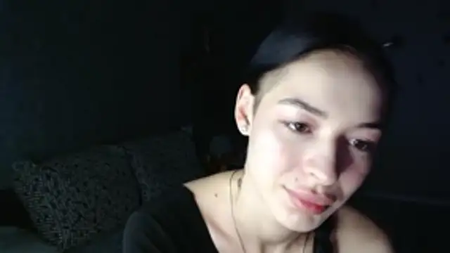 Daphne Darkthorn online show from November 3, 4:17 am