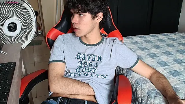 Snapshot of Im_Camii chatting on November 10, 7:08 pm Im Camii online show from November 10, 7:08 pm