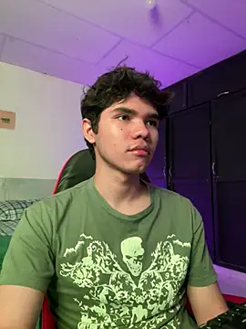 Im Camii online show from March 24, 5:57 pm