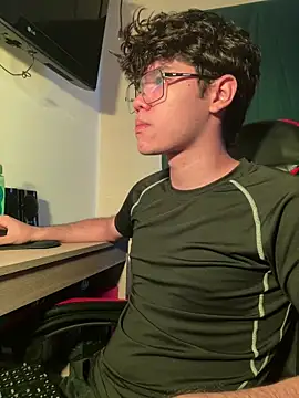 Im Camii online show from December 20, 8:33 pm