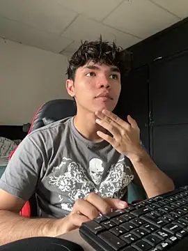 Snapshot of Im_Camii chatting on November 29, 7:36 pm Im Camii online show from November 29, 7:36 pm