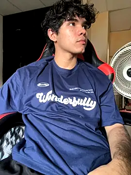 Snapshot of Im_Camii chatting on November 9, 6:23 pm Im Camii online show from November 9, 6:23 pm