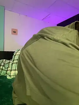 Snapshot of Im_Camii chatting on December 3, 6:07 pm Im Camii online show from December 3, 6:07 pm