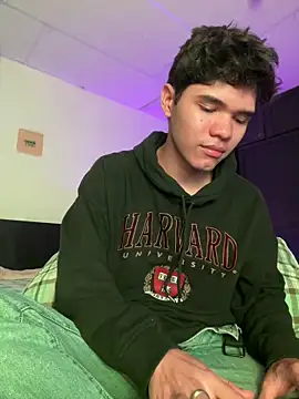 Im Camii online show from February 6, 4:58 pm