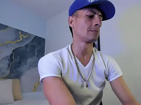 latin crissex online show from October 28, 11:53 am