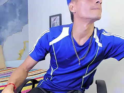 latin crissex online show from October 25, 11:53 am