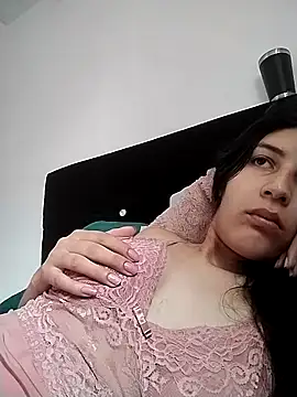 Snapshot of Thaila-Aurora chatting on October 26, 2:28 pm Thaila-Aurora online show from October 26, 2:28 pm