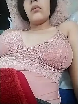 Snapshot of Thaila-Aurora chatting on October 27, 6:42 pm Thaila-Aurora online show from October 27, 6:42 pm