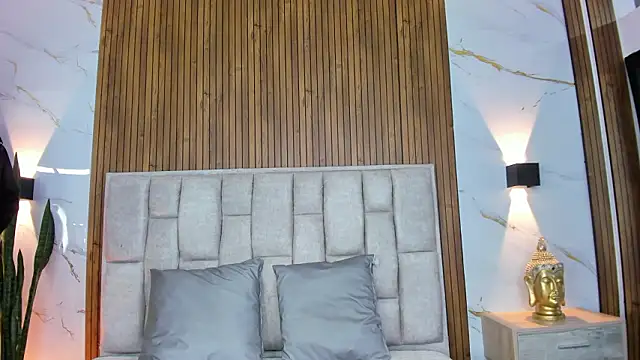 Sassha ferrer online show from February 2, 6:40 pm