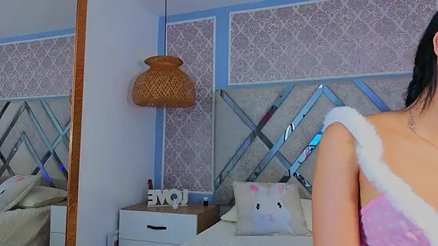 danna peters online show from April 17, 8:22 pm