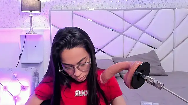 GabbiePrice online show from May 9, 11:24 am