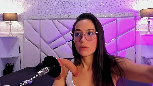 GabbiePrice online show from March 22, 6:09 pm