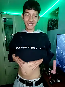 heyy noah11 online show from November 6, 12:58 am