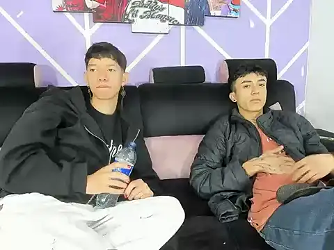 heyy noah11 online show from March 31, 1:35 pm