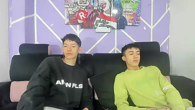 heyy noah11 online show from April 5, 1:29 pm