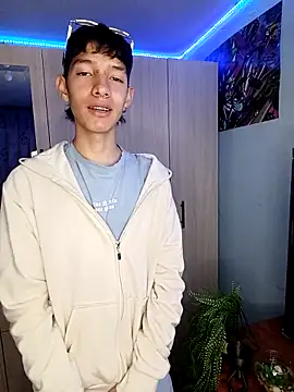 heyy noah11 online show from November 9, 12:47 am