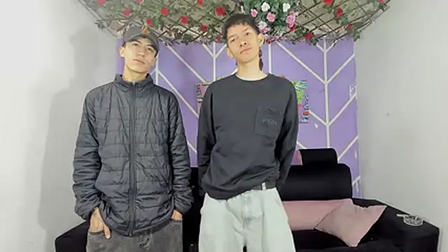 heyy noah11 online show from March 8, 1:25 pm