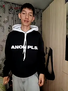 heyy noah11 online show from December 21, 1:30 am