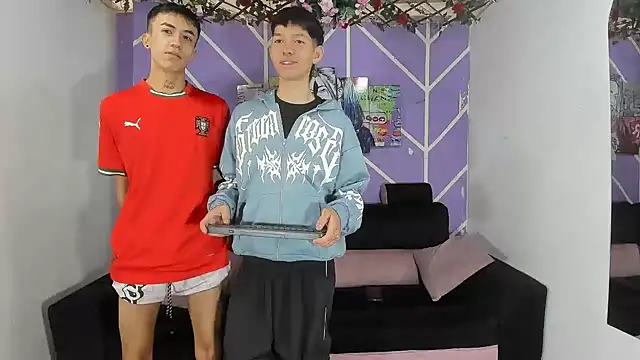 heyy noah11 online show from March 23, 2:39 pm