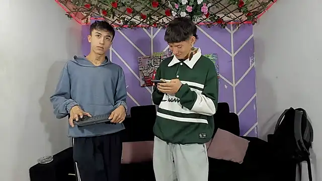 heyy noah11 online show from February 27, 1:55 pm