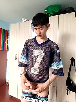 heyy noah11 online show from October 21, 9:03 pm