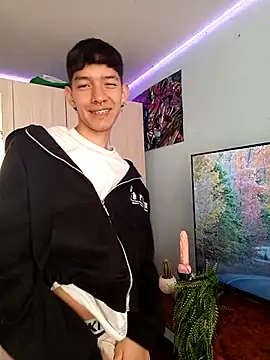 heyy noah11 online show from October 30, 6:38 pm