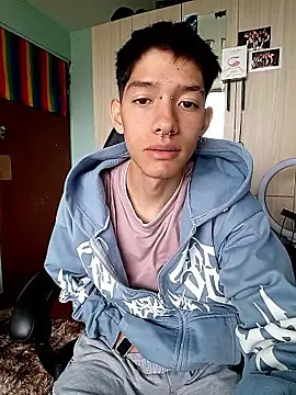 heyy noah11 online show from January 6, 7:18 pm