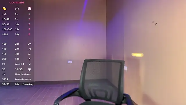 TinyTemptress online show from April 20, 10:22 pm