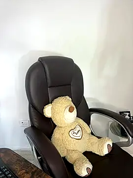  Isabella 1 online show from November 30, 2:45 am