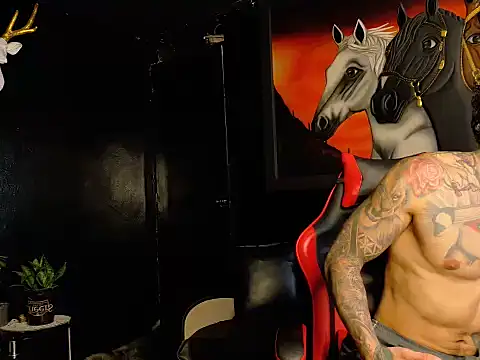 Snapshot of Molotov_Explosive chatting on November 19, 8:09 pm Molotov Explosive online show from November 19, 8:09 pm