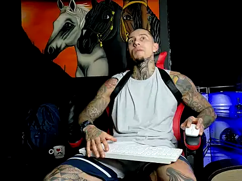 Molotov Explosive online show from December 22, 5:02 pm