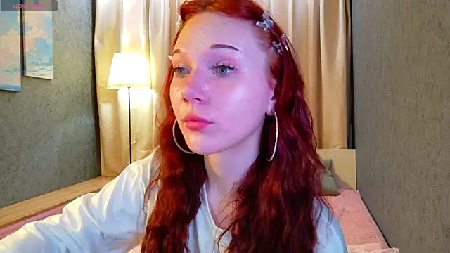 Snapshot of MargoViento chatting on June 6, 8:14 pm MargoViento online show from June 6, 8:14 pm