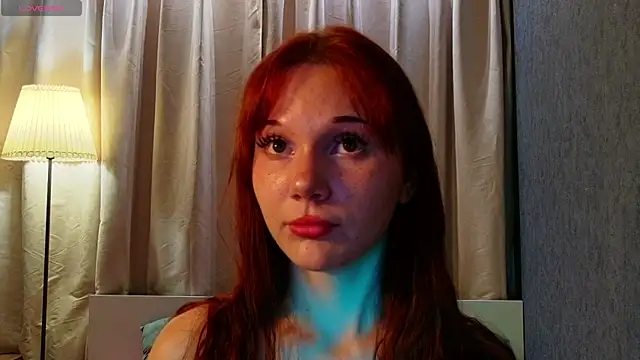 Snapshot of MargoViento chatting on June 14, 8:21 pm MargoViento online show from June 14, 8:21 pm