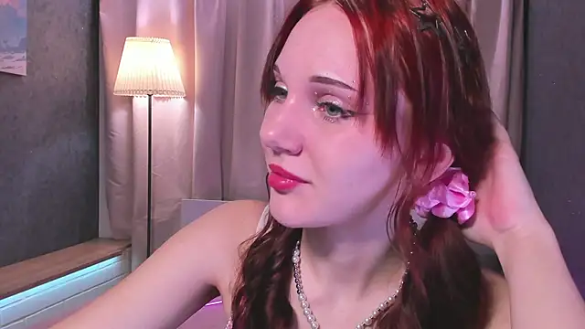 Snapshot of MargoViento chatting on February 15, 8:52 pm MargoViento online show from February 15, 8:52 pm