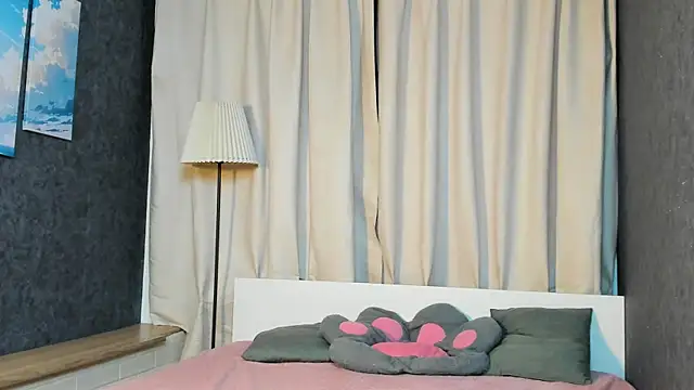 Snapshot of MargoViento chatting on May 8, 8:12 pm MargoViento online show from May 8, 8:12 pm