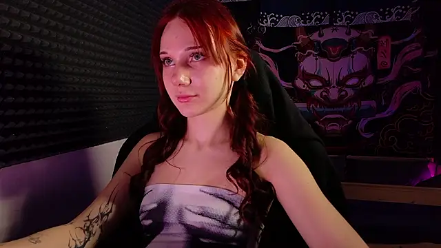 Snapshot of MargoViento chatting on February 14, 8:42 pm MargoViento online show from February 14, 8:42 pm