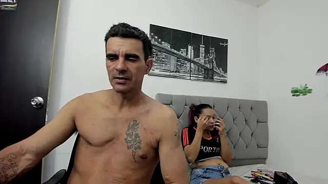 Sofi And Santy online show from March 29, 12:01 am